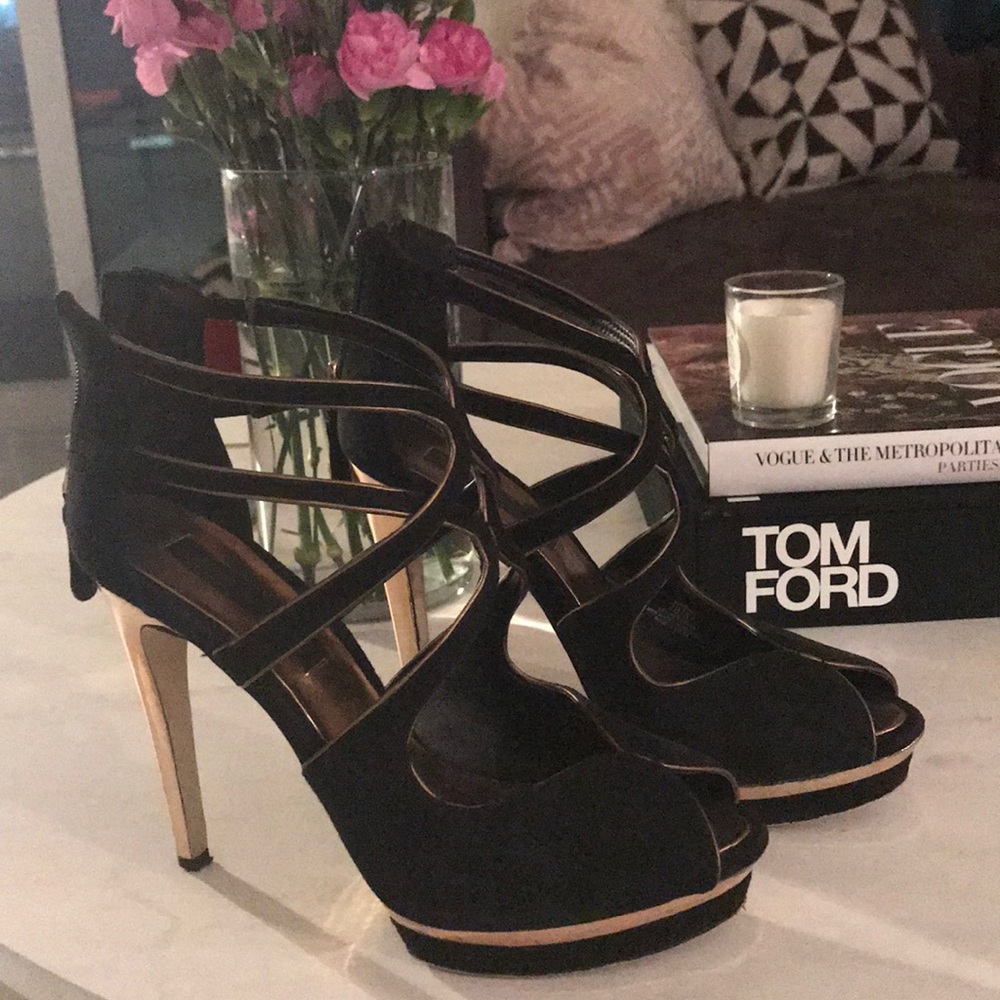 Shoe